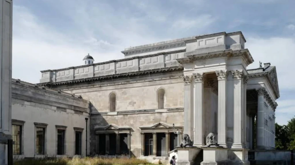 Cambridge Travel Guide: Best Things To Do and See