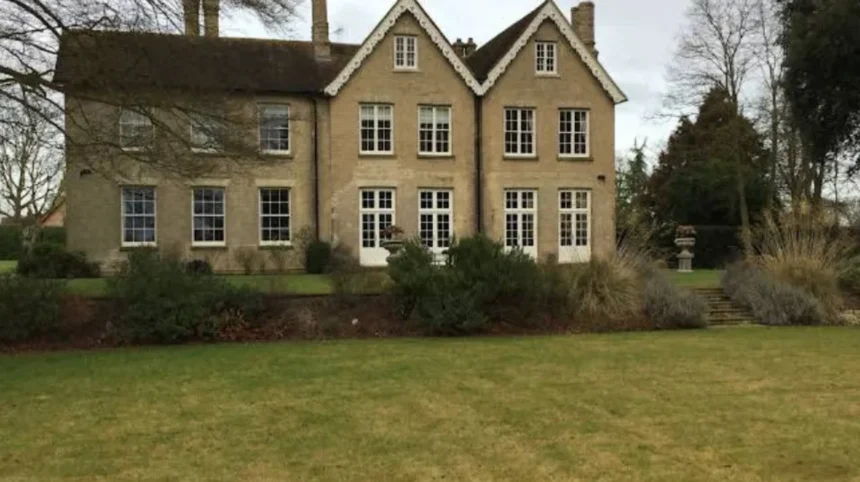 What are the Most Extraordinary Hidden Gems in Cambridge