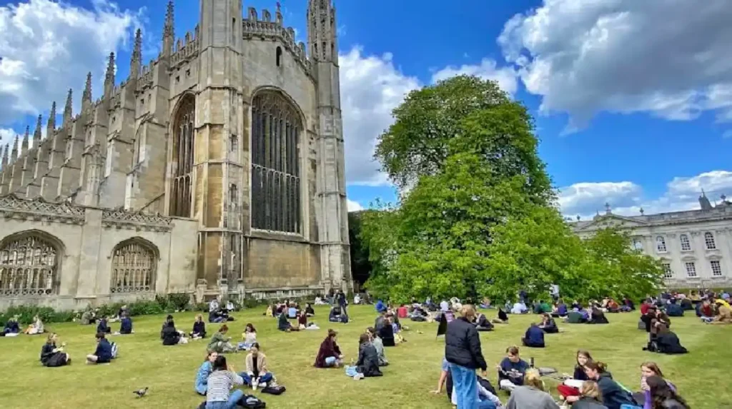 Girton College Deserve a Spot on Your Cambridge Itinerary