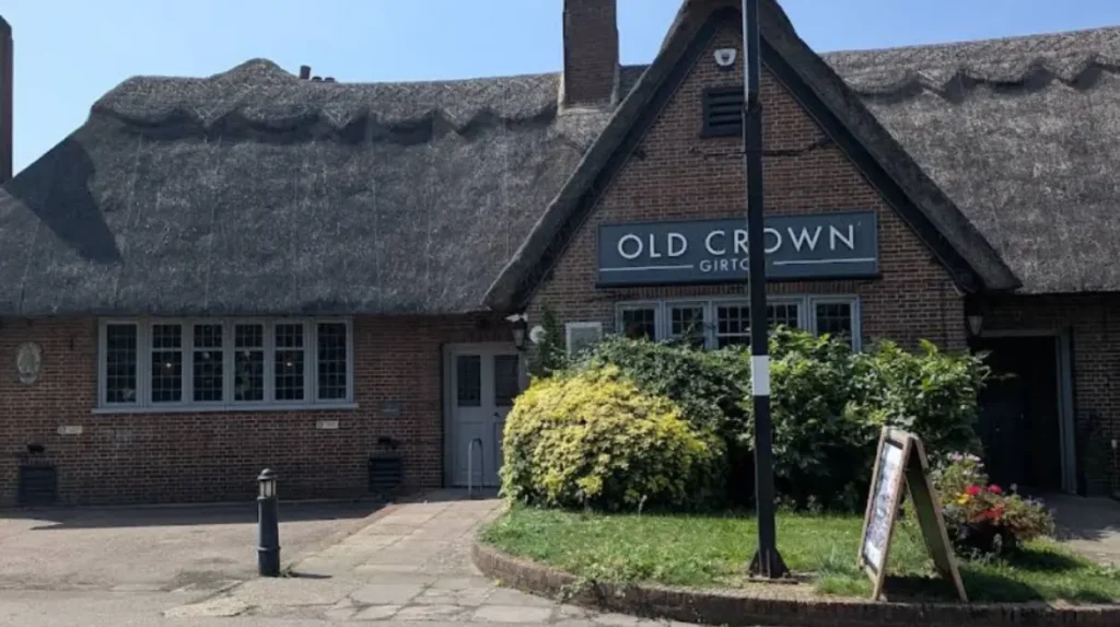What Makes Girton Cambridge Perfect for Walks, Cafes?