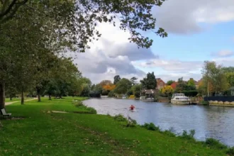 What Makes the Stourbridge Common to Fen Ditton Scenic Riverside Walking Trail Worth Exploring