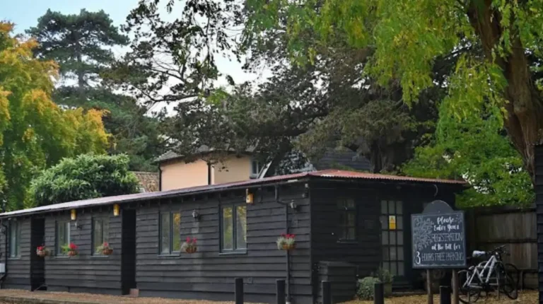 What Is The Orchard Tea Garden in Grantchester