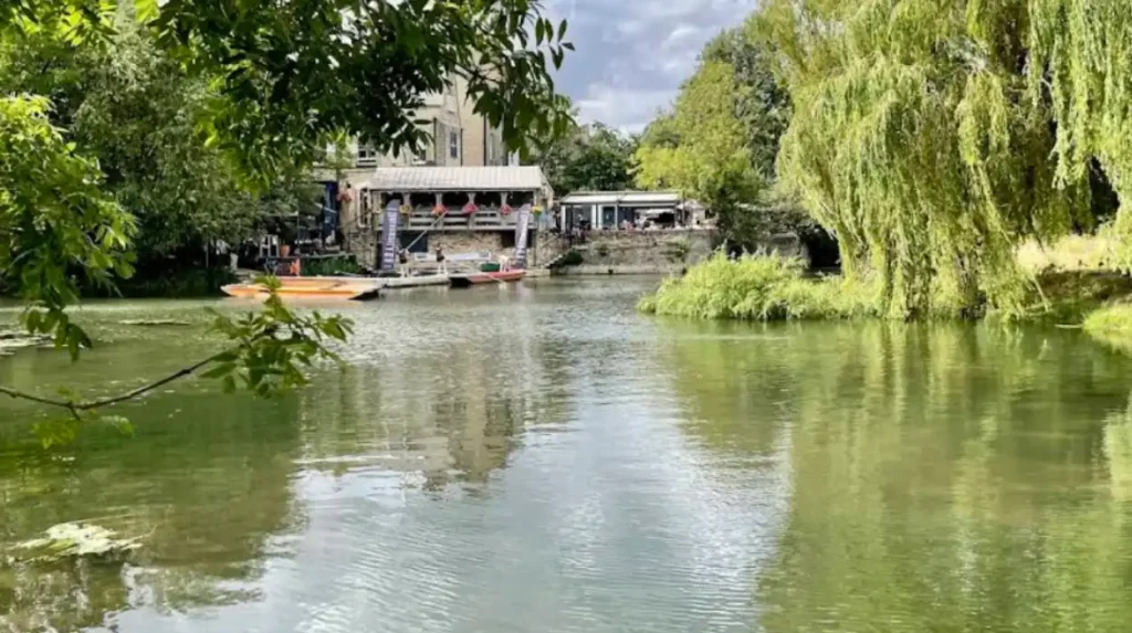 What Is the Grantchester Meadows Walk Route and Distance